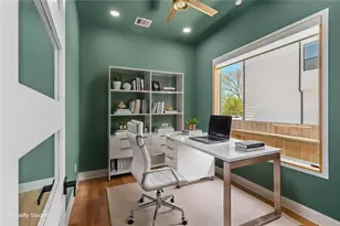 306 E 40th St, Houston, TX 77018 - Photo 10