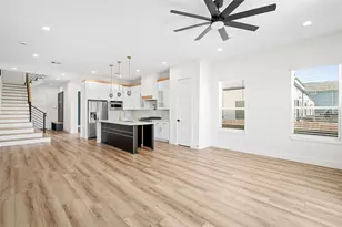 306 E 40th St, Houston, TX 77018 - Photo 16