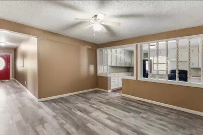 416 S Avenue D A/B, Humble, TX 77338 - Photo 8