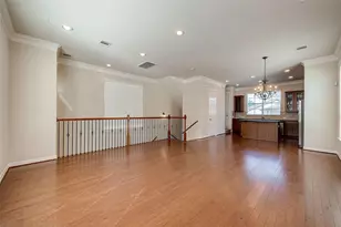 3302 Clearview Cir, Houston, TX 77025 - Photo 10