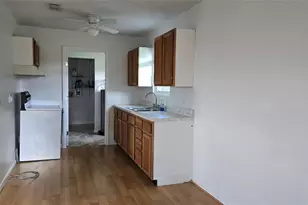 2739 Lawrence Rd, Kemah, TX 77565 - Photo 4