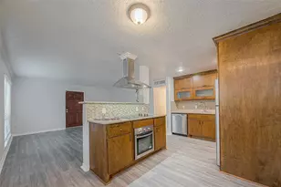 3224 Timmons Ln, Houston, TX 77027 - Photo 14