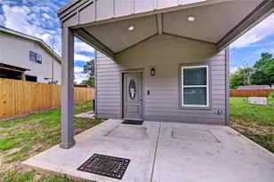 268 Sunrise Dr, Livingston, TX 77351 - Photo 14