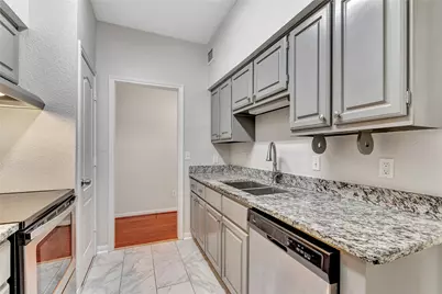 2400 N Braeswood Boulevard #114, Houston, TX 77030 - Photo 12