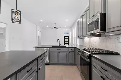 19319 Poppy Village Circle, Magnolia, TX 77355 - Photo 6