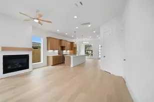 8521 Friendship Rd, Houston, TX 77080 - Photo 8