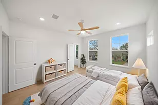 8521 Friendship Rd, Houston, TX 77080 - Photo 32