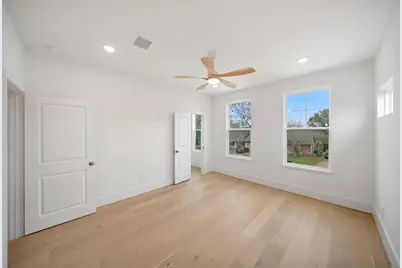 8521 Friendship Road, Houston, TX 77080 - Photo 32