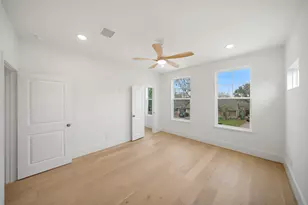 8521 Friendship Rd, Houston, TX 77080 - Photo 32