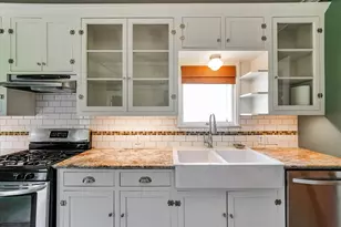 1024 W Temple St, Houston, TX 77009 - Photo 28