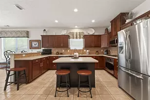 522 Beauregard Dr, Conroe, TX 77302 - Photo 2