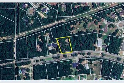 2208 Appian Way, New Caney, TX 77357 - Photo 10