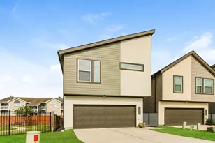 18342 W Centro Cir, Shenandoah, TX 77385 - Photo 2