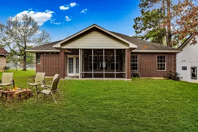 165 Magnolia Bend Lane, Onalaska, TX 77360 - Photo 4