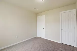 303 Gans St, Houston, TX 77029 - Photo 18