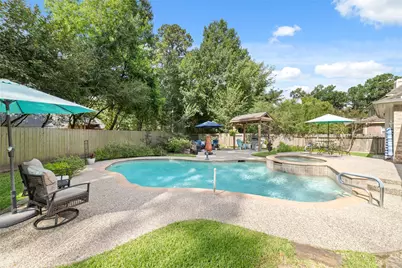 127 Hawknest Court, The Woodlands, TX 77384 - Photo 28