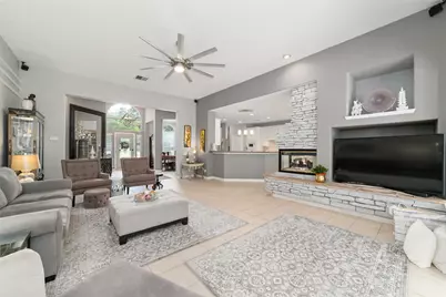 127 Hawknest Court, The Woodlands, TX 77384 - Photo 8