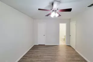 7907 Rumbling Wood Ct, Houston, TX 77086 - Photo 20