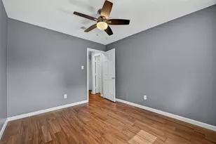 2719 Flintrock Cir, Houston, TX 77067 - Photo 14