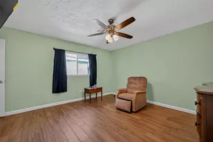 2719 Flintrock Cir, Houston, TX 77067 - Photo 10
