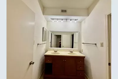 8055 Cambridge Street #71, Houston, TX 77054 - Photo 20