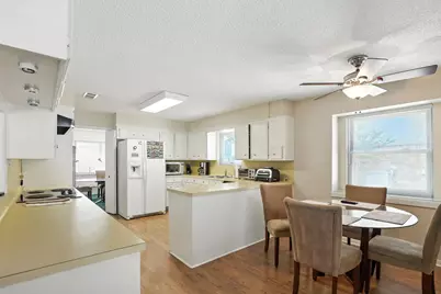 2910 Riata Lane, Houston, TX 77043 - Photo 8