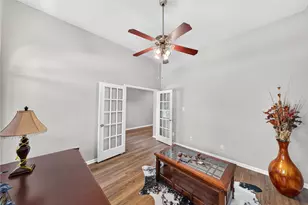 10101 Hidden Falls Dr, Pearland, TX 77584 - Photo 12