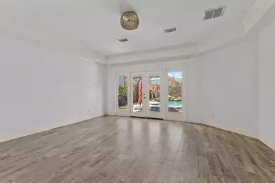 3114 W Autumn Run Circle, Sugar Land, TX 77479 - Photo 8