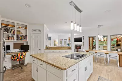 3114 W Autumn Run Circle, Sugar Land, TX 77479 - Photo 22