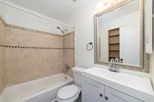 10819 Berry Tree Dr, Houston, TX 77064 - Photo 16
