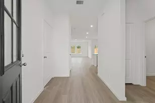 251 Golden Eagle Blvd, New Waverly, TX 77358 - Photo 2