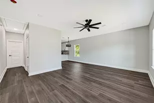 2429 Boss St, La Marque, TX 77568 - Photo 6