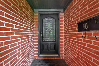 5326 Redstart Street, Houston, TX 77096 - Photo 2