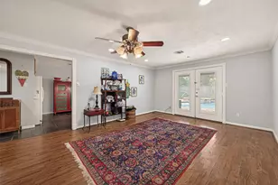 5326 Redstart St, Houston, TX 77096 - Photo 16
