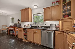 5326 Redstart St, Houston, TX 77096 - Photo 8