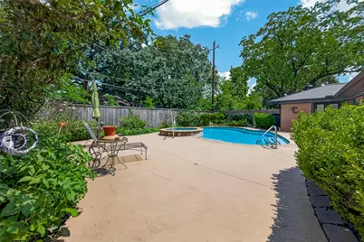 5326 Redstart Street, Houston, TX 77096 - Photo 36