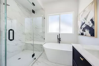 303 Marcella Street #O, Houston, TX 77091 - Photo 4