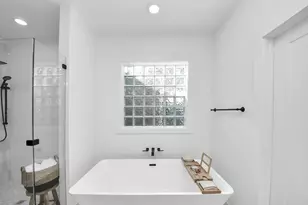 925 Fisher St, Houston, TX 77018 - Photo 28
