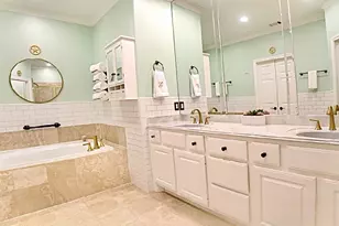 2006 Buffalo Terrace, Houston, TX 77019 - Photo 22