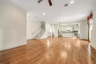 1914 Woodbury St, Houston, TX 77030 - Photo 8