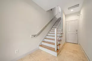 1914 Woodbury St, Houston, TX 77030 - Photo 16