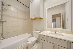 1914 Woodbury St, Houston, TX 77030 - Photo 12