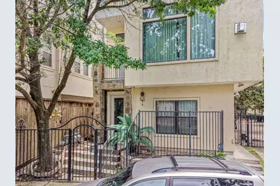 1914 Woodbury Street, Houston, TX 77030 - Photo 2