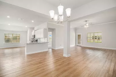 4411 Karam Landing, Dickinson, TX 77539 - Photo 8