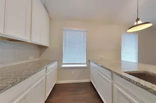 6918 Scarlet Sagebrush St, Katy, TX 77449 - Photo 4