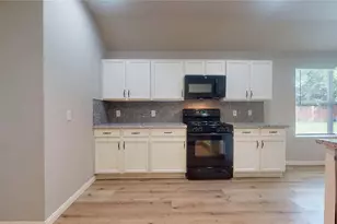 1103 Sun Prairie Dr, Houston, TX 77090 - Photo 12