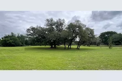 1218 Forest Oak Drive, Altair, TX 77442 - Photo 46
