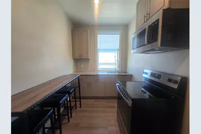 614 35th Street #2, Galveston, TX 77550 - Photo 2
