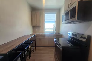 614 35th St, Galveston, TX 77550 - Photo 2
