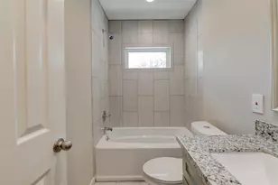 2214 McKee St, Houston, TX 77009 - Photo 10